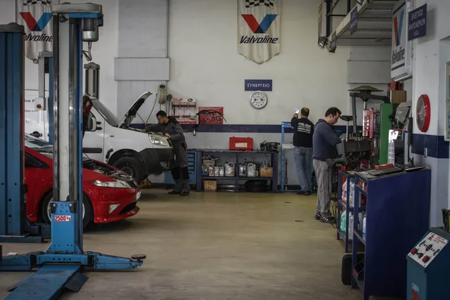 Autotech — φωτογραφία συνεργείου