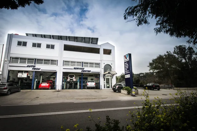 Autotech — φωτογραφία συνεργείου