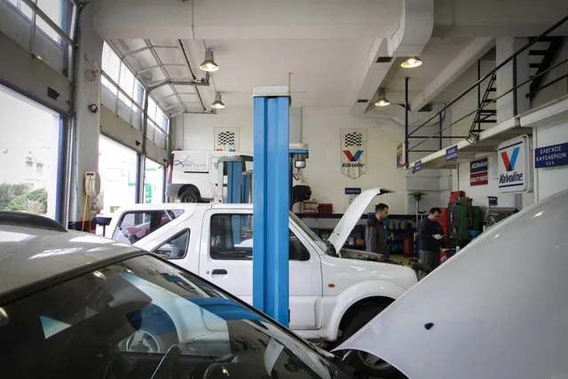 Autotech — φωτογραφία συνεργείου