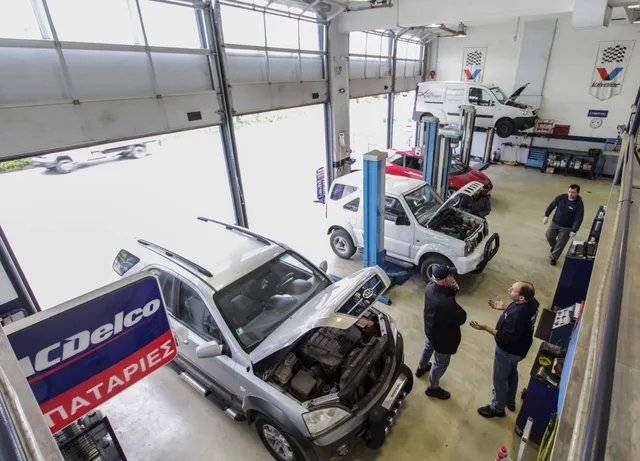 Autotech — φωτογραφία συνεργείου